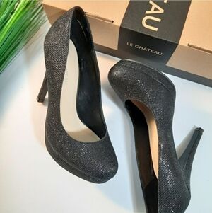 👠Le chateau Black Sparkle Pumps/NEW WITH BOX👠FIRM PRICES.